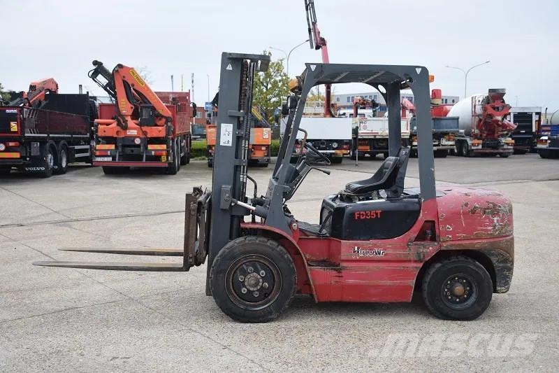 Xilin stock id95 FD35 T Дизельні навантажувачі