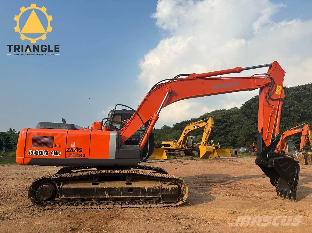 Hitachi ZX 200 履带挖掘机
