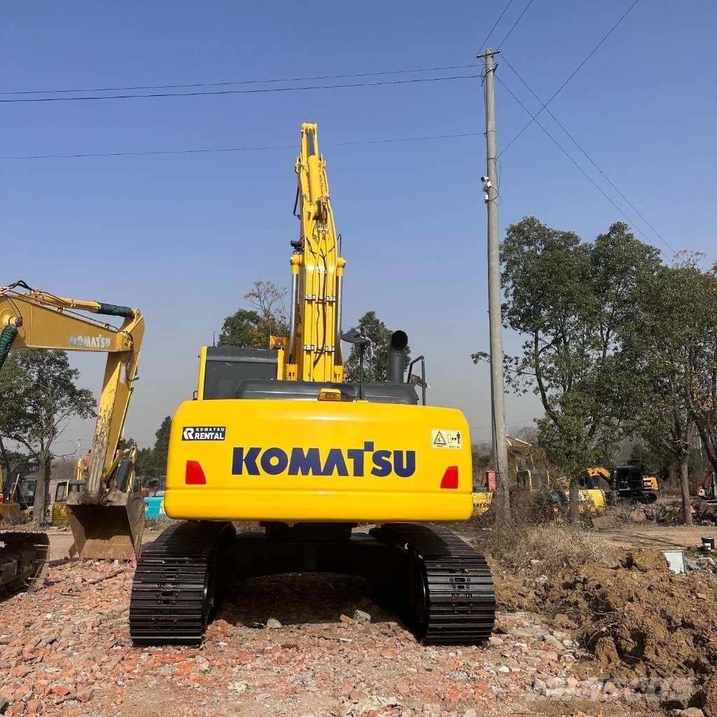 Komatsu 240LC-8 Pelle sur chenilles