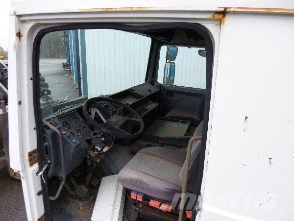 Volvo F12 Eurotrotter 캐빈 및 인테리어