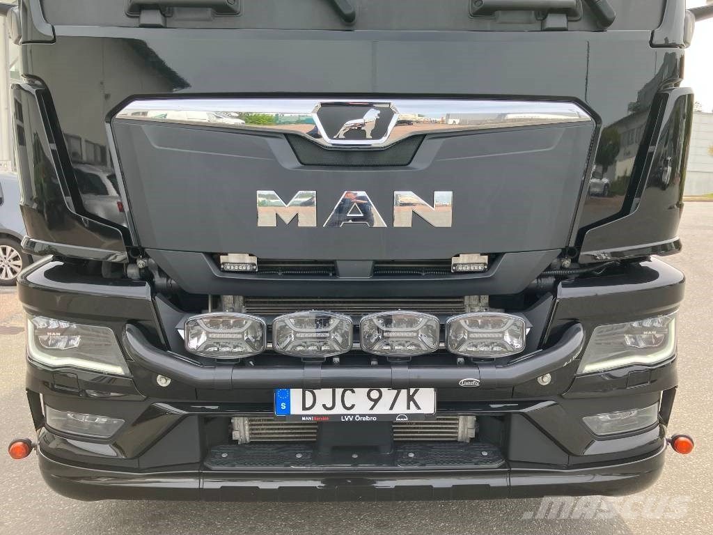 MAN TGS 26.430 6x2-4 Luft-luft Dryckesbil Caminhões baú