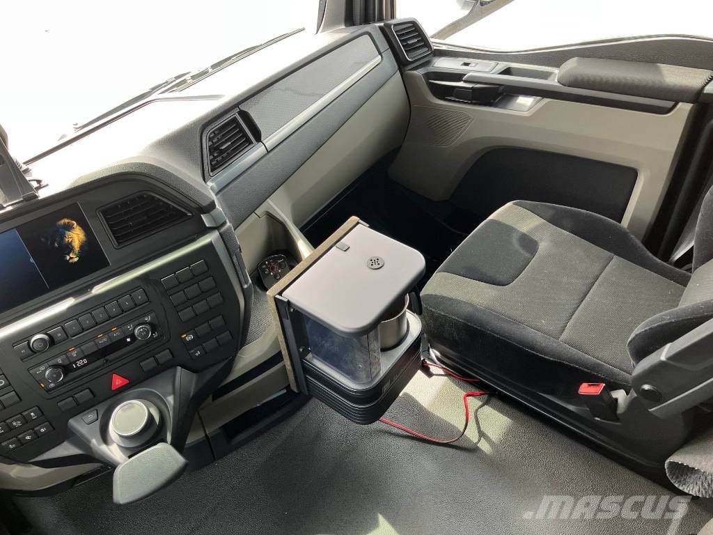 MAN TGS 26.430 6x2-4 Luft-luft Dryckesbil Caminhões baú