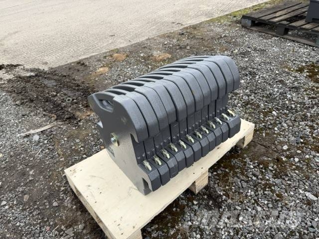 Massey Ferguson 10 X 40KG FRONT WEIGHTS Frontgewichte