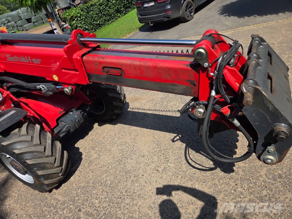 Schäffer 5680T Cargadoras multifunción