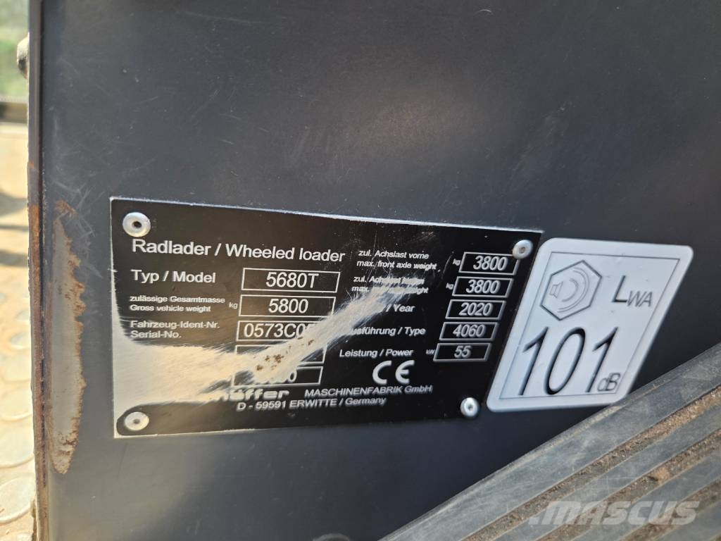 Schäffer 5680T Cargadoras multifunción