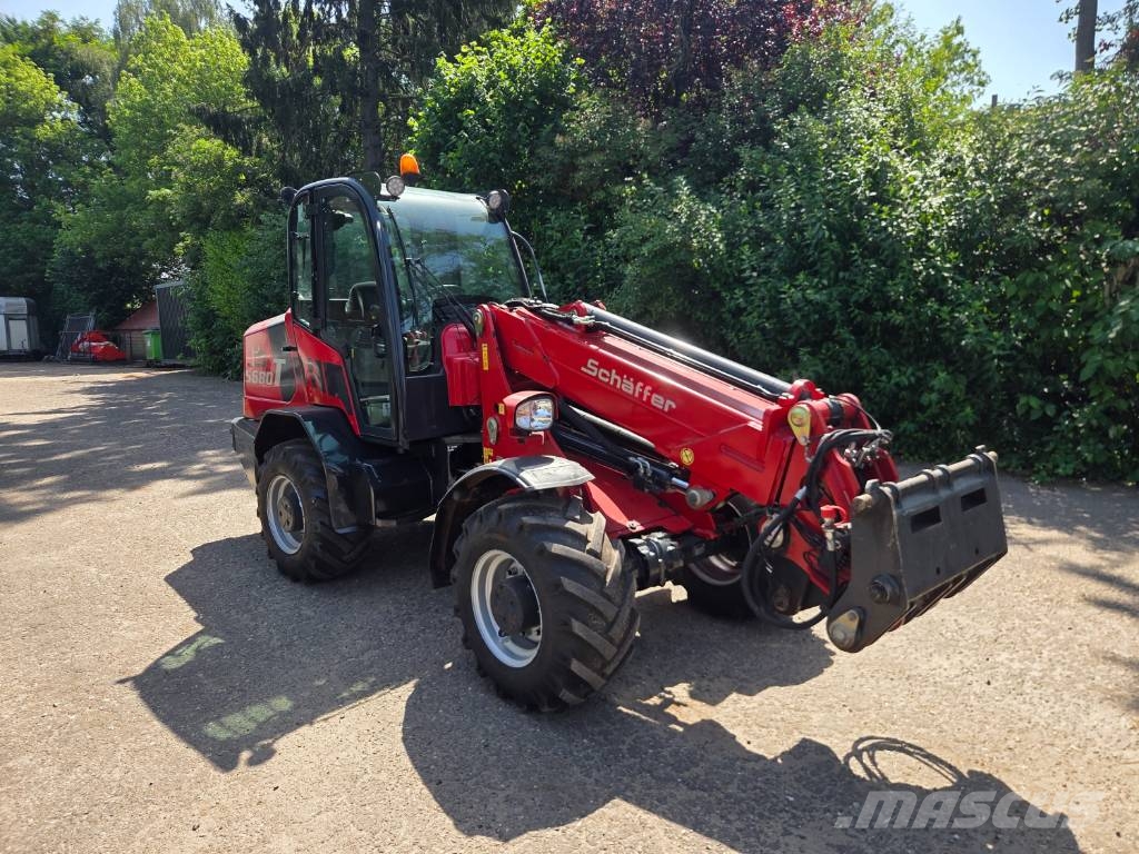 Schäffer 5680T Cargadoras multifunción