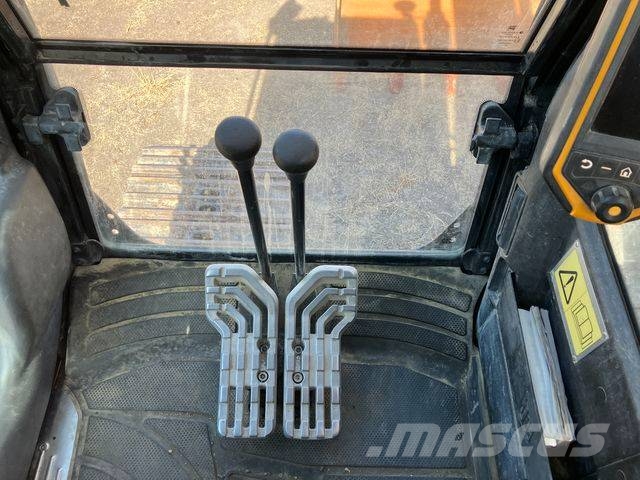 JCB JS 210 LC Escavadeiras de esteiras
