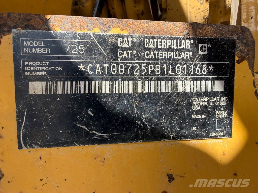 CAT 725 //BJ.  - 2002 - 18292H // 6X6 Articulated Dump Trucks (ADTs)
