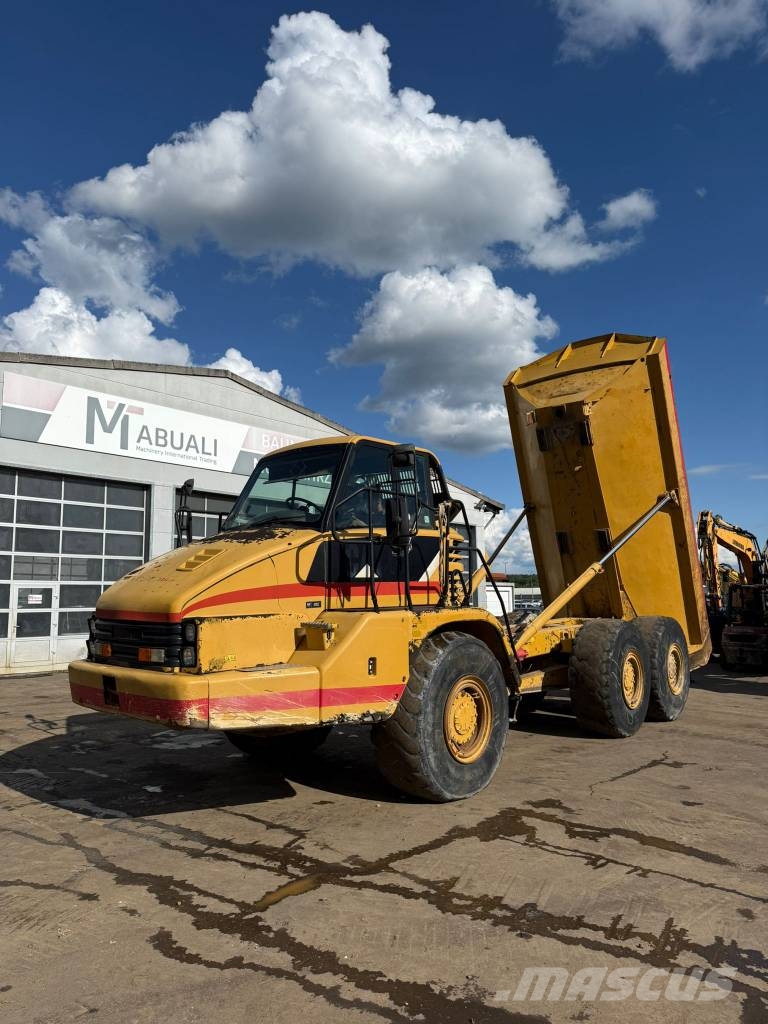 CAT 725 //BJ.  - 2002 - 18292H // 6X6 Articulated Dump Trucks (ADTs)