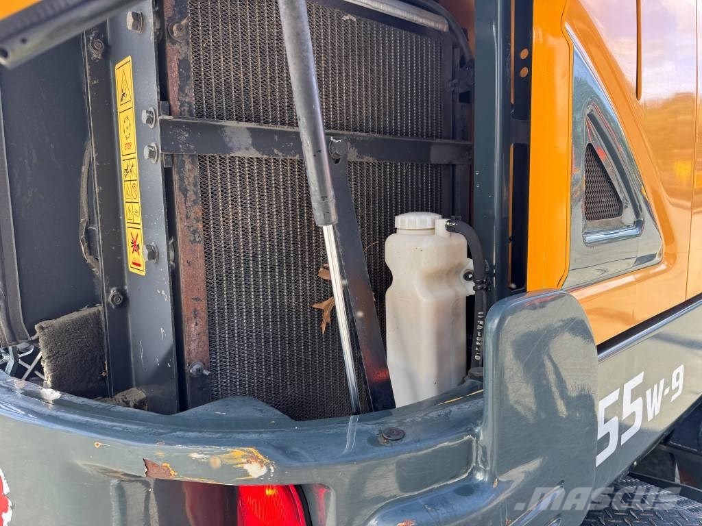 Hyundai 55W-9 ENGCON Bageri točkaši