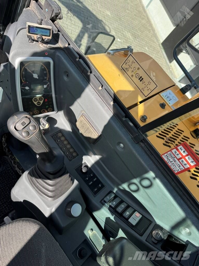 Hyundai 55W-9 ENGCON Bageri točkaši