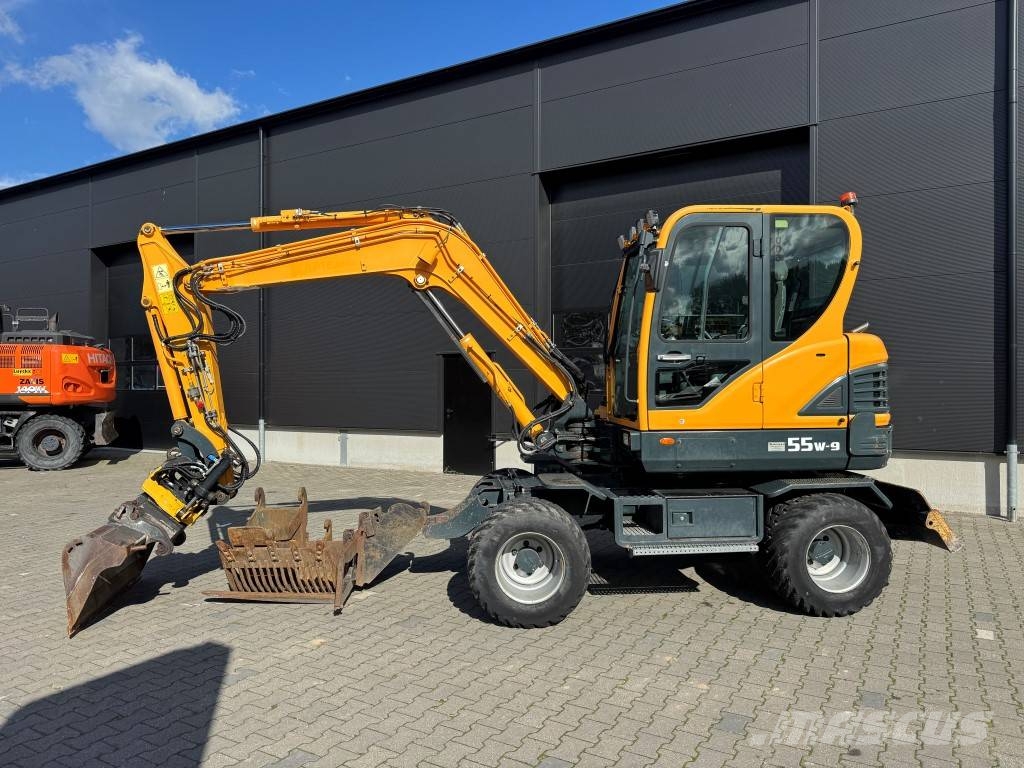Hyundai 55W-9 ENGCON Bageri točkaši