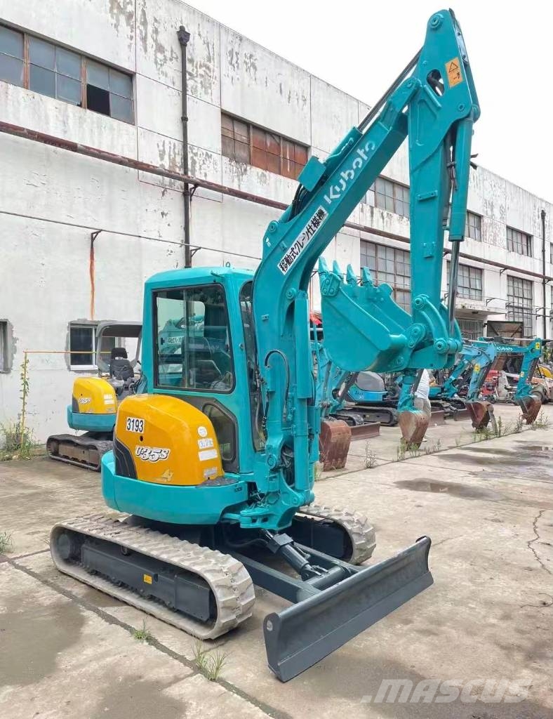 Kubota U 35 小型挖掘机