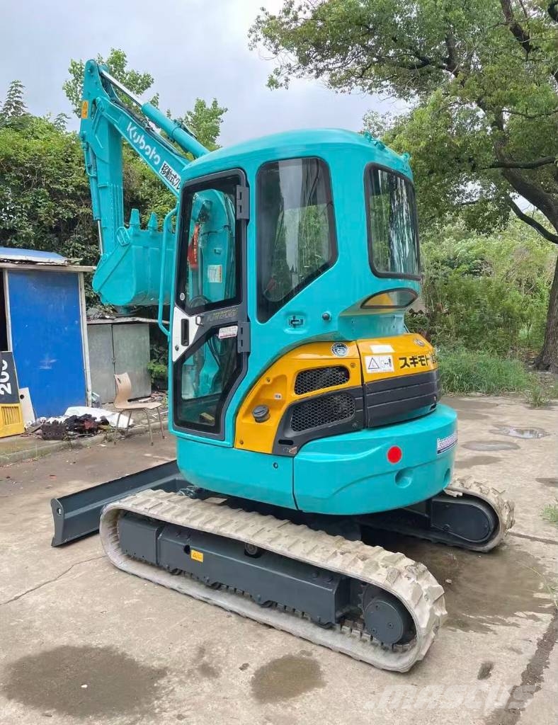Kubota U 35 小型挖掘机