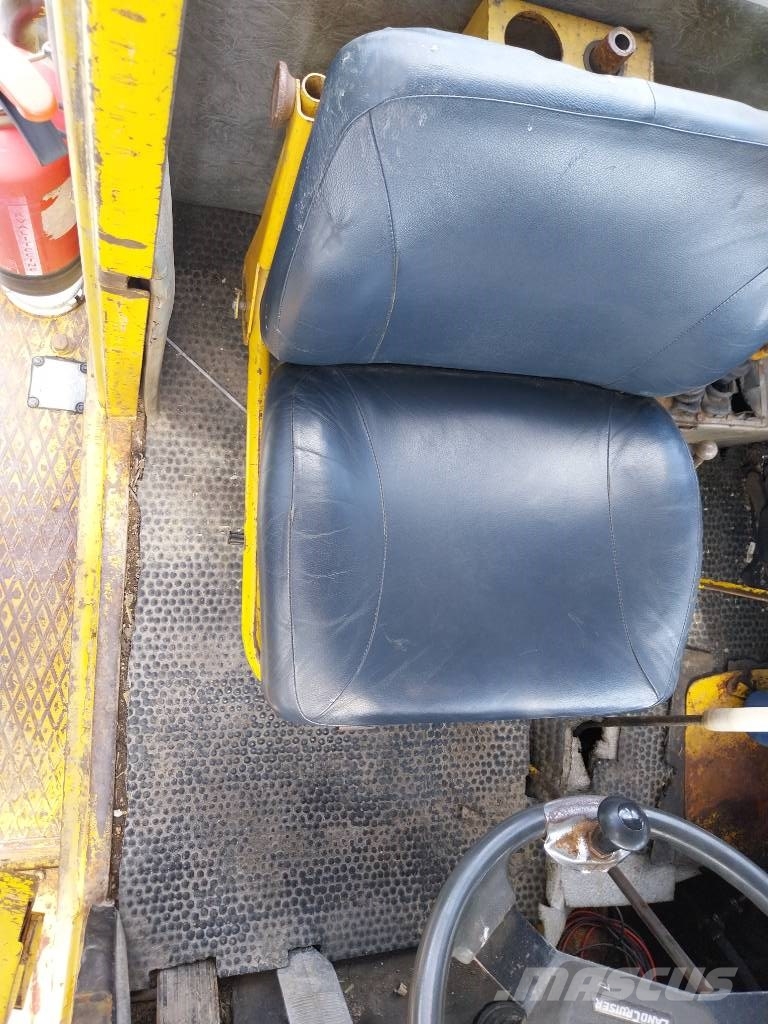 Kirovets K701 V12 Traktorid