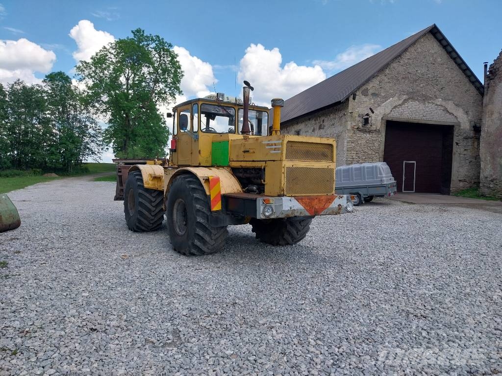 Kirovets K701 V12 Traktorid