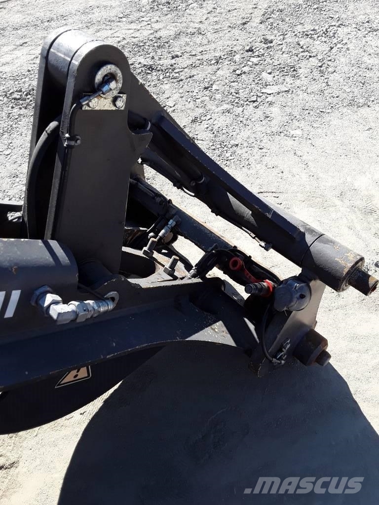 Hitachi ZW 75 Kolesové nakladače