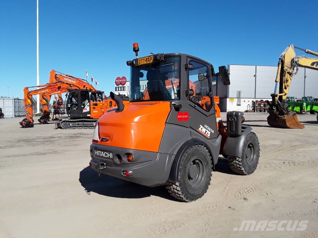 Hitachi ZW 75 Kolesové nakladače