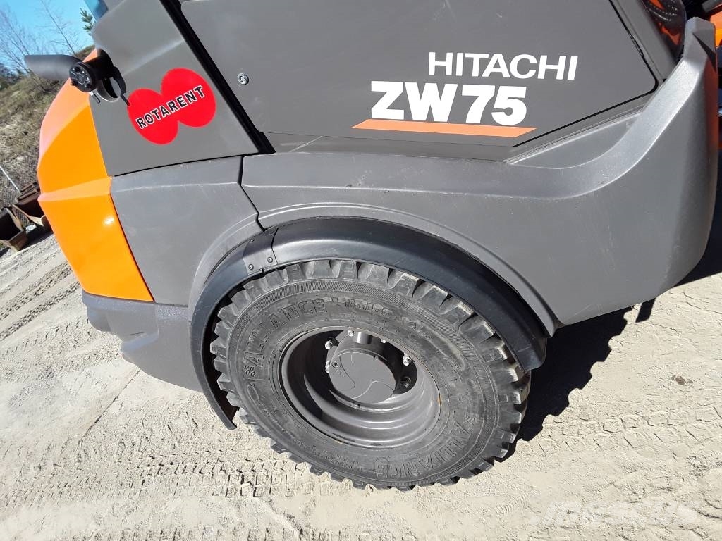 Hitachi ZW 75 Kolesové nakladače