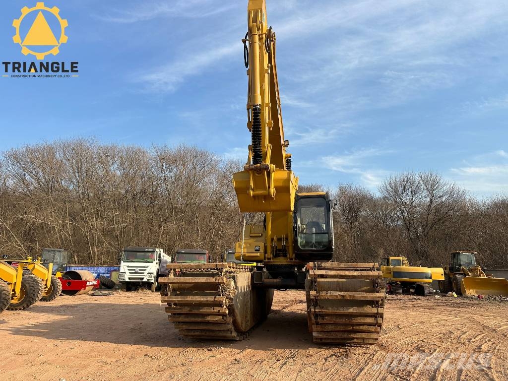 CAT 320 C L Amfibijski bagri