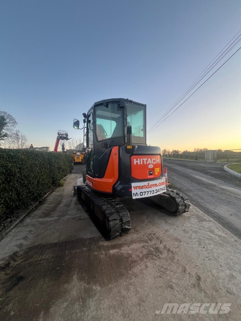 Hitachi ZX 55 U-5 حفارات وسط 7 طن - 12 طن