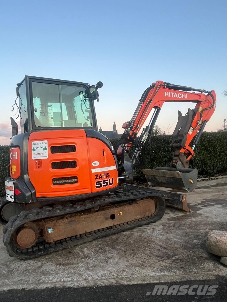 Hitachi ZX 55 U-5 حفارات وسط 7 طن - 12 طن