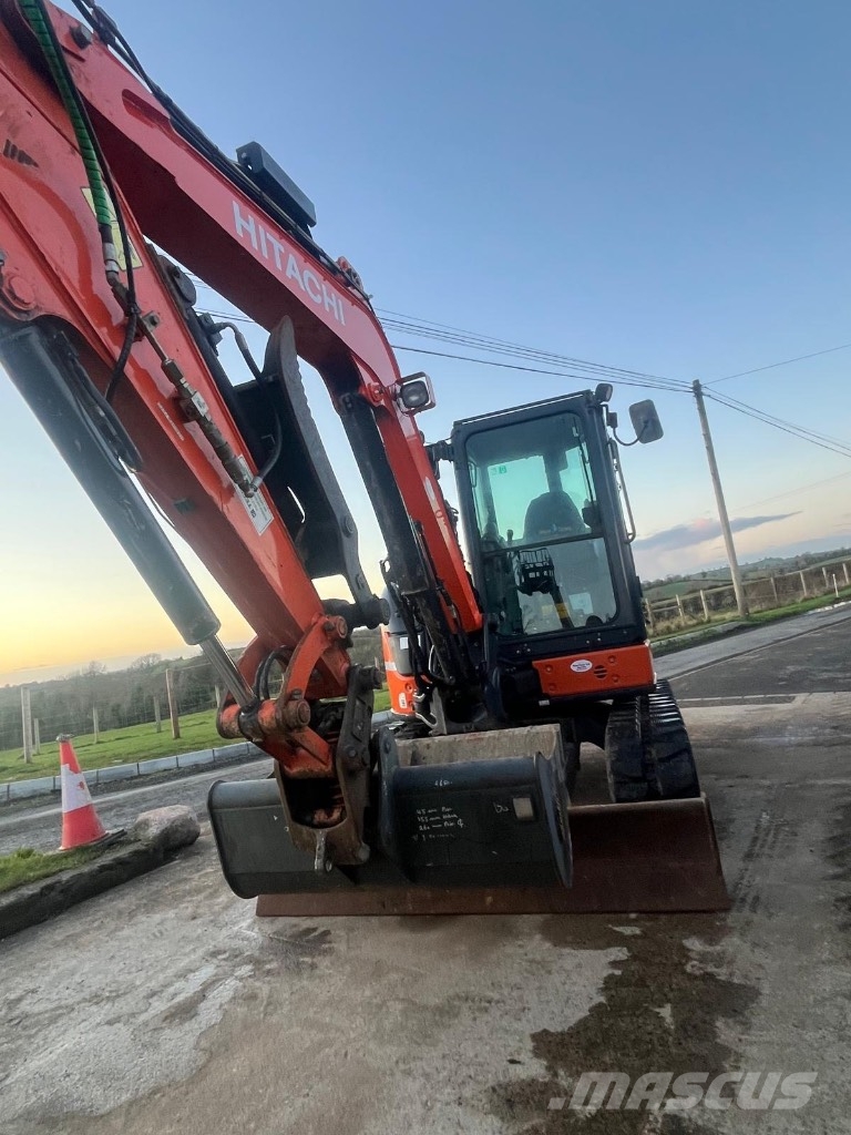 Hitachi ZX 55 U-5 حفارات وسط 7 طن - 12 طن
