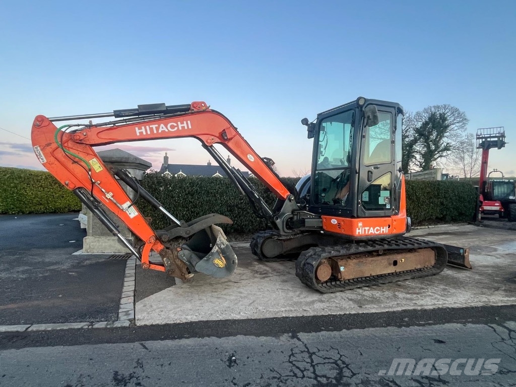 Hitachi ZX 55 U-5 حفارات وسط 7 طن - 12 طن