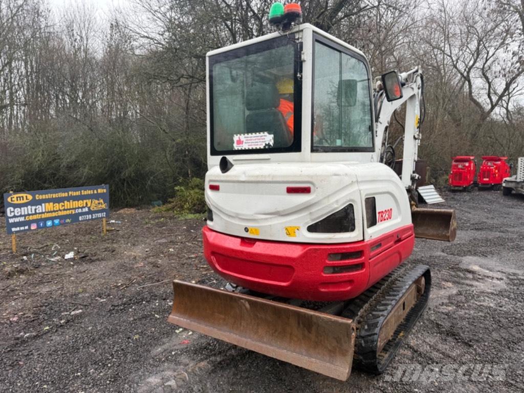 Takeuchi TB 230 Mini ekskavatörler, 7 tona dek