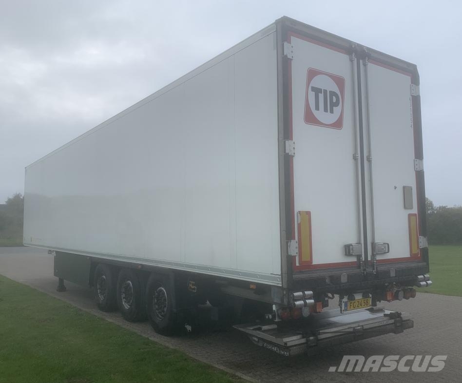 Schmitz Cargobull Trailer Reefer Flower Width & Dual Temp & Double S نصف مقطورات بدرجة حرارة قابلة للضبط