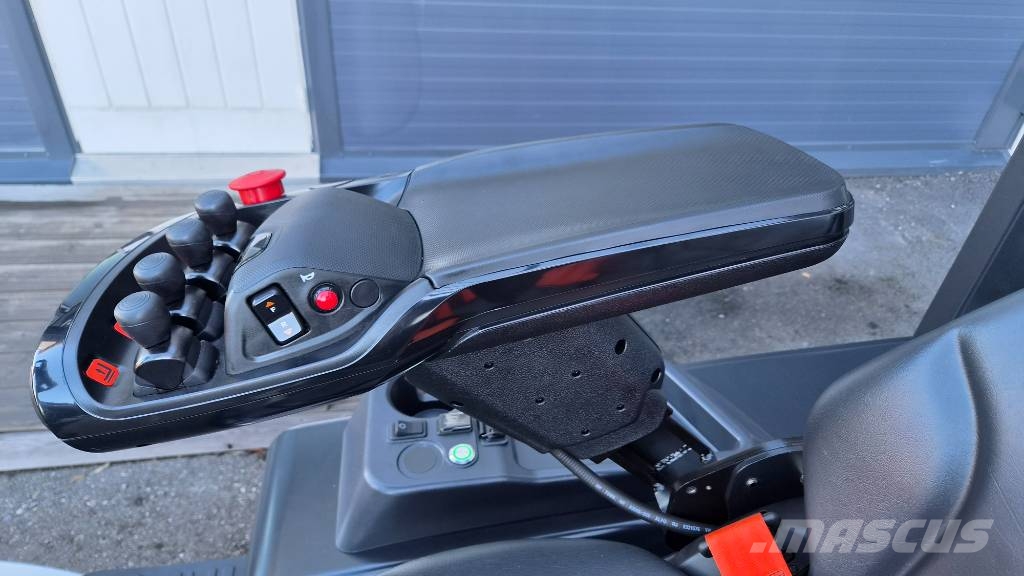 Bobcat B35NS Li-ion sähkötrukki Carrelli elevatori elettrici