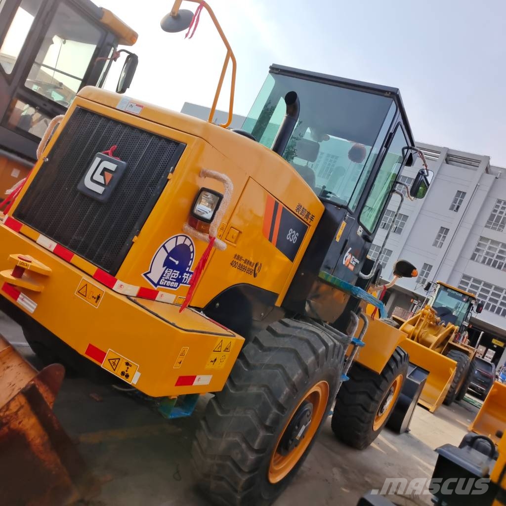 LiuGong 836 - Second Hand Excavator for Sale لوادر بعجل