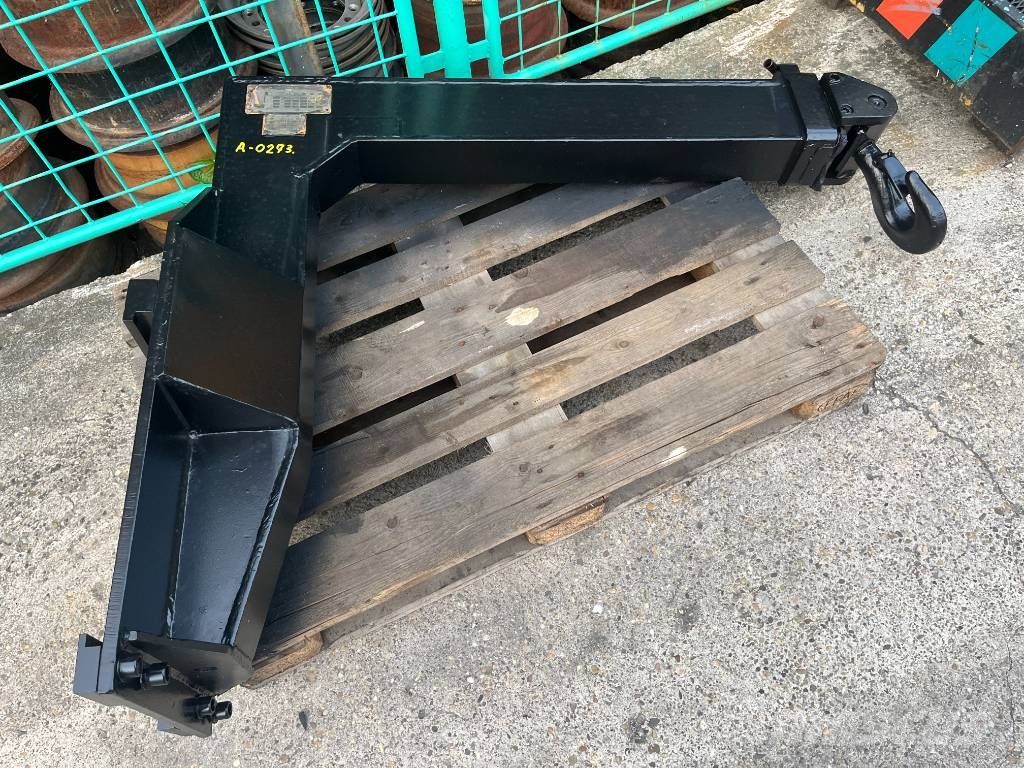 FAHRZEUG WERKE 1100+850 MANUAL TELESCOP A-0273 Ostatná zdvíhacia technika