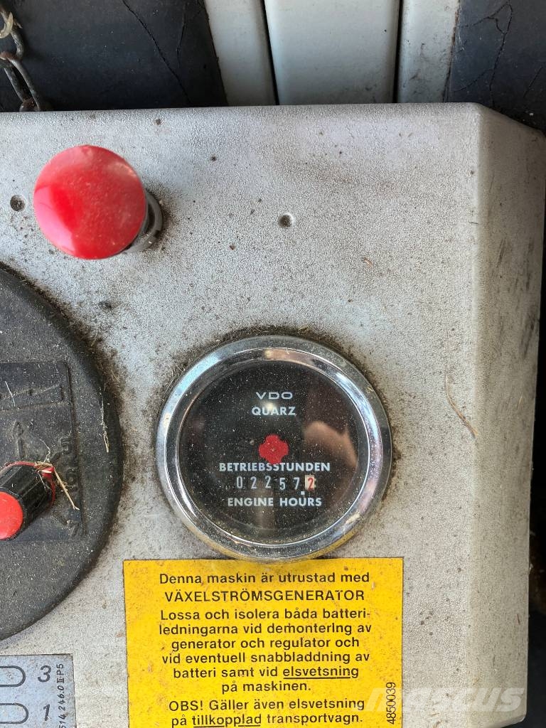 CLAAS Dominator 58 Kombinované zberacie stroje