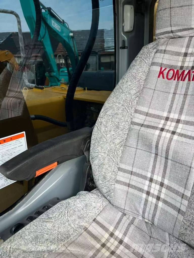 Komatsu PC 200 Εκσκαφείς με ερπύστριες