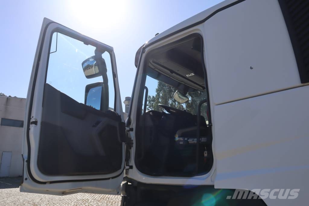Renault C 430 Τράκτορες