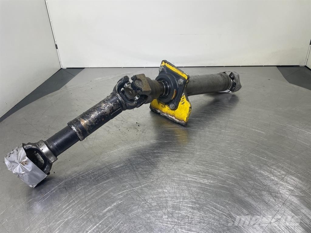 New Holland W110C - Propshaft/Gelenkwelle/Cardanas محور العجلة