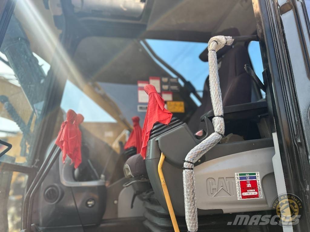 CAT 349D2 Kāpurķēžu ekskavatori
