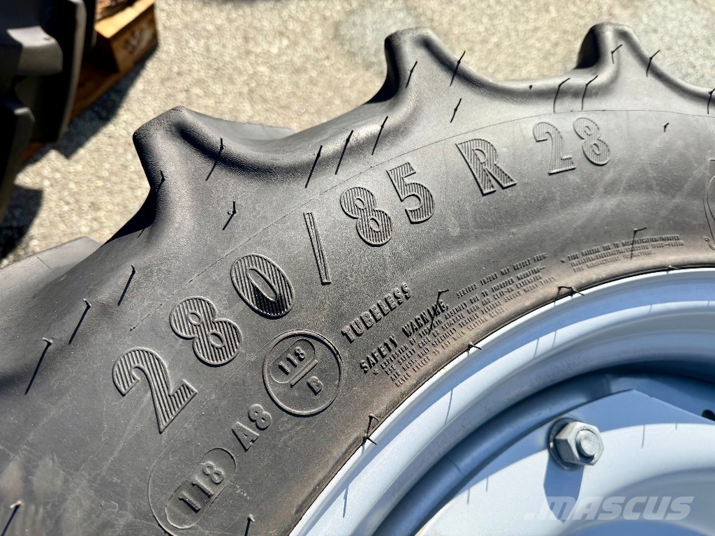 Mitas AC85 280/85 R28 & 340/85 R38 Gume, kotači i naplatci