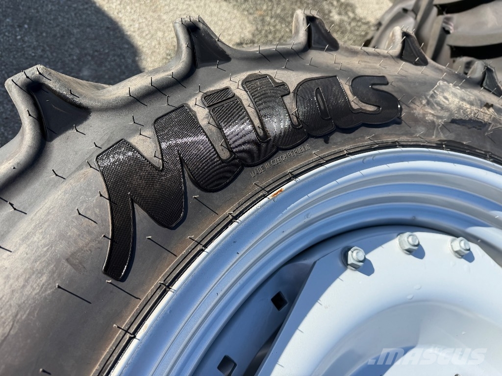 Mitas AC85 280/85 R28 & 340/85 R38 Gume, kotači i naplatci