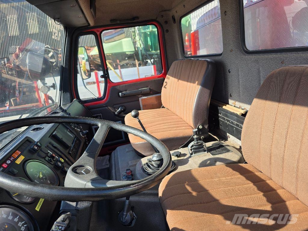 Mercedes-Benz 1019 AF 4X4 شاحنات حريق