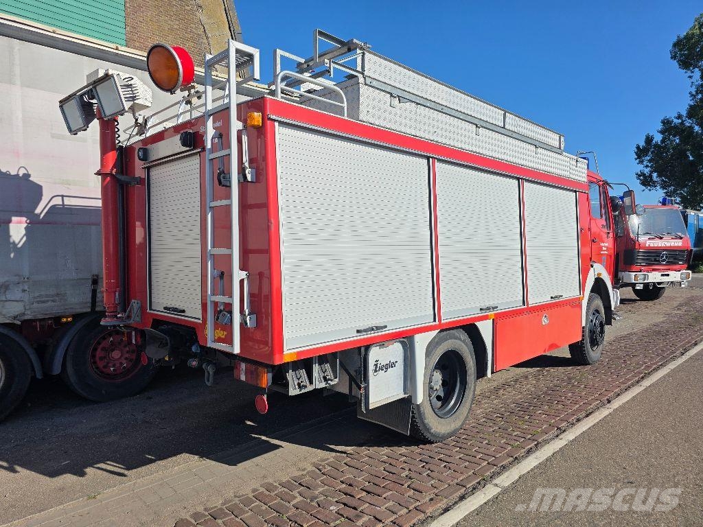 Mercedes-Benz 1019 AF 4X4 شاحنات حريق
