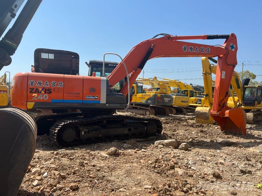 Hitachi ZX 240-3 Raupenbagger