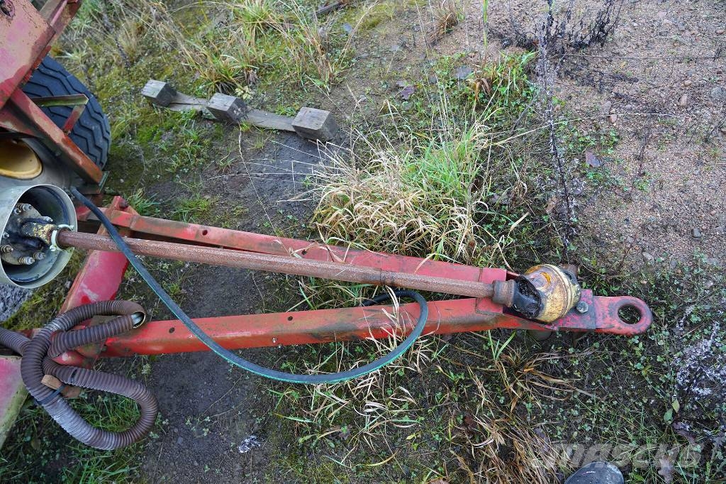 SPARA 20% - TIVE 2000 JET GÖDSELSPRIDARE Trosilniki mineralnega gnojila