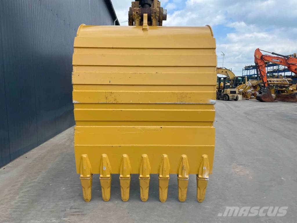 CAT 349D2 - TB Skovle