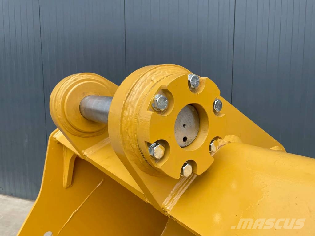 CAT 349D2 - TB Skovle