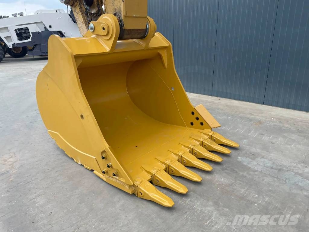 CAT 349D2 - TB Skovle