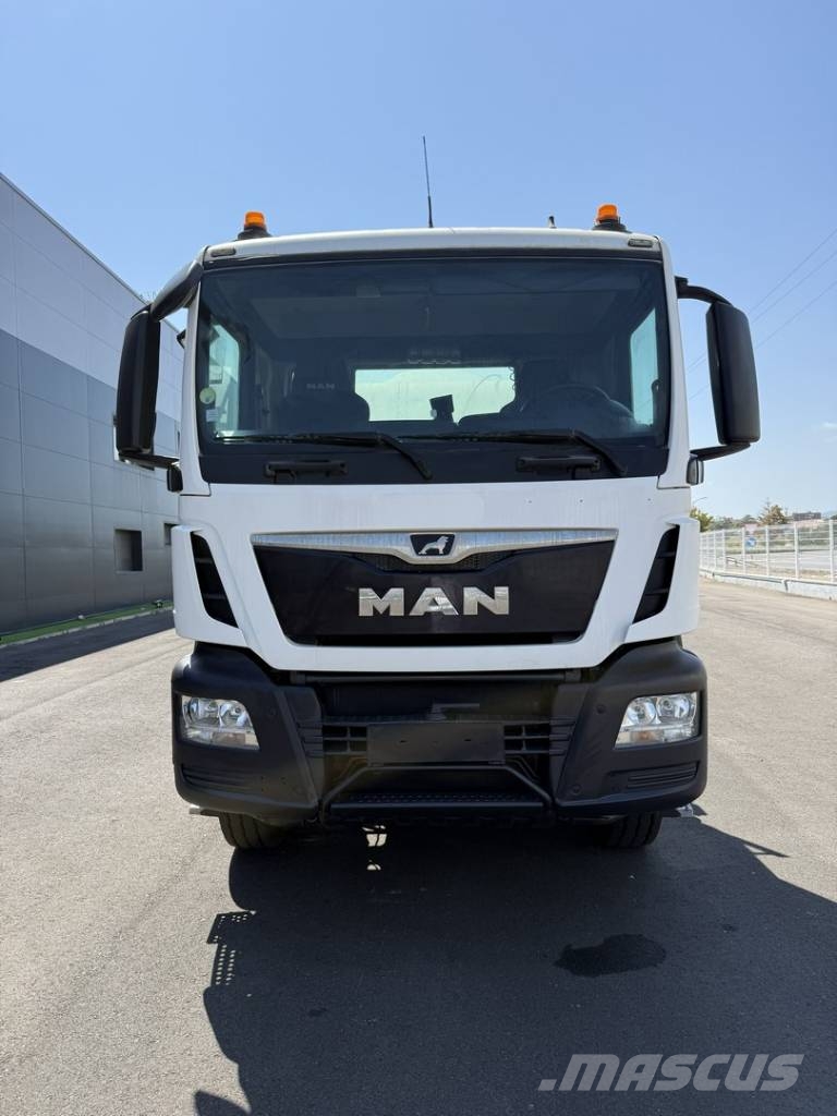 MAN TGS 32.420 Betongbiler