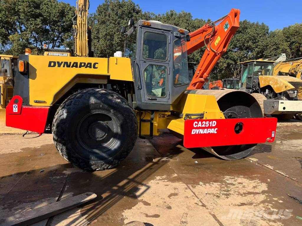 Dynapac CA215D Single drum rollers