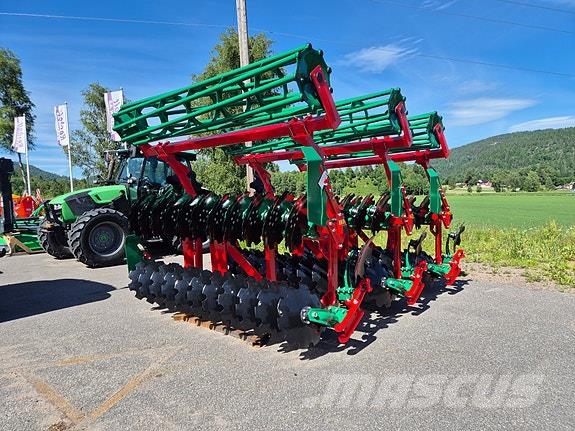 Agro-Masz BT 30 Erpici a dischi